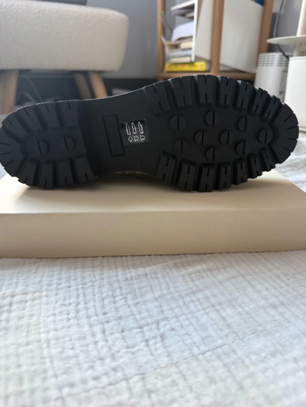 [NWT] Sézane Albane Loafers - Marine Multi - Picture 2 of 4